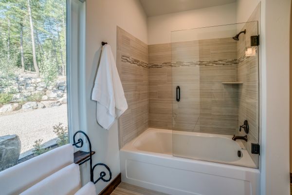 Bathroom Tub Installation in Crawfordsville